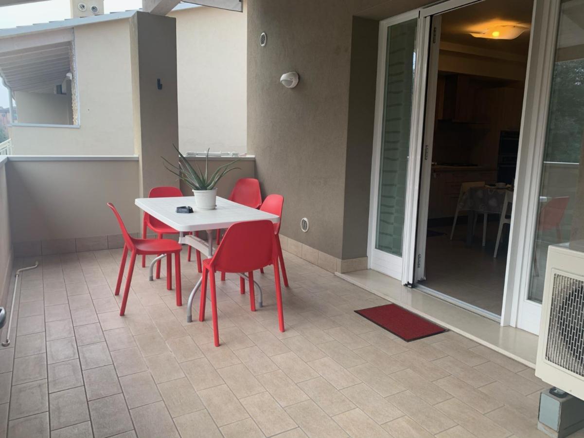 Le Noir Appartment Peschiera del Garda Eksteriør bilde