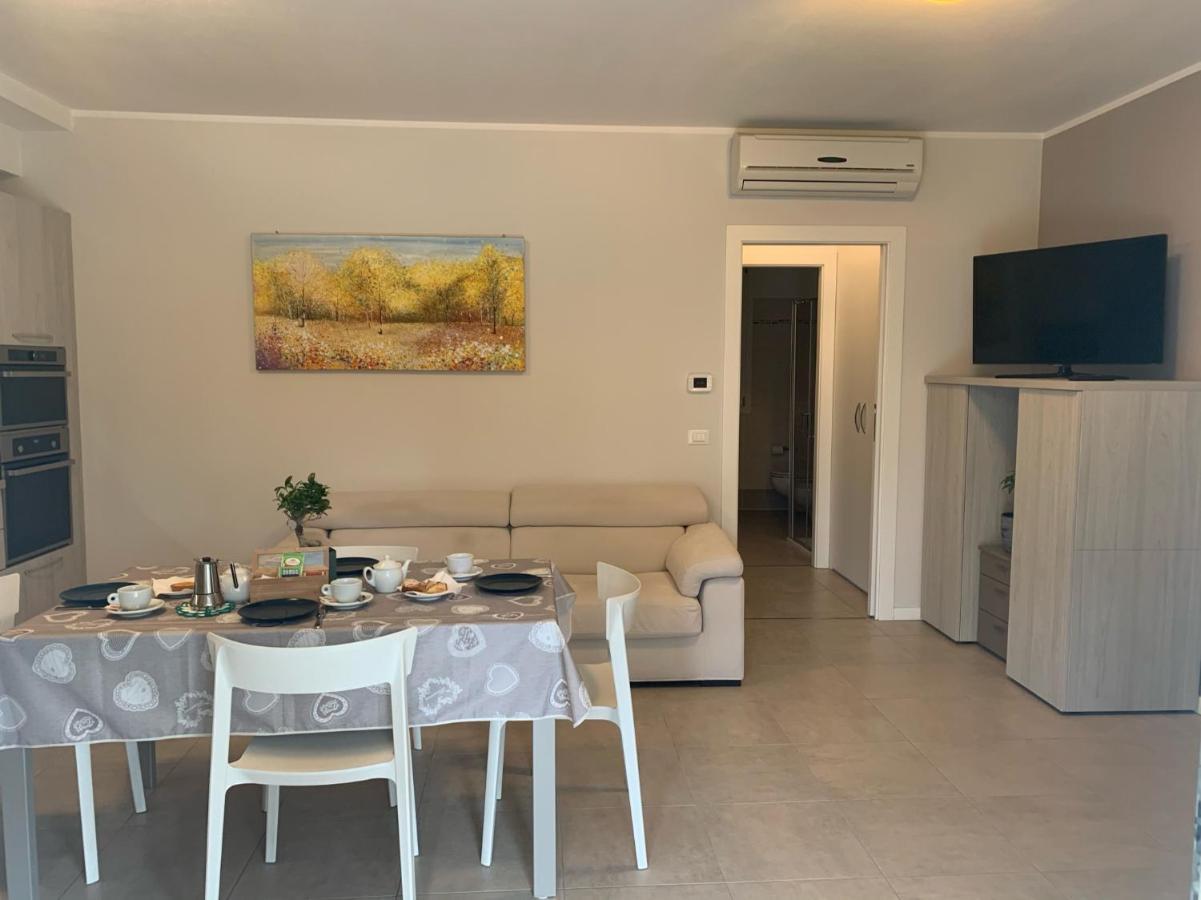 Le Noir Appartment Peschiera del Garda Eksteriør bilde