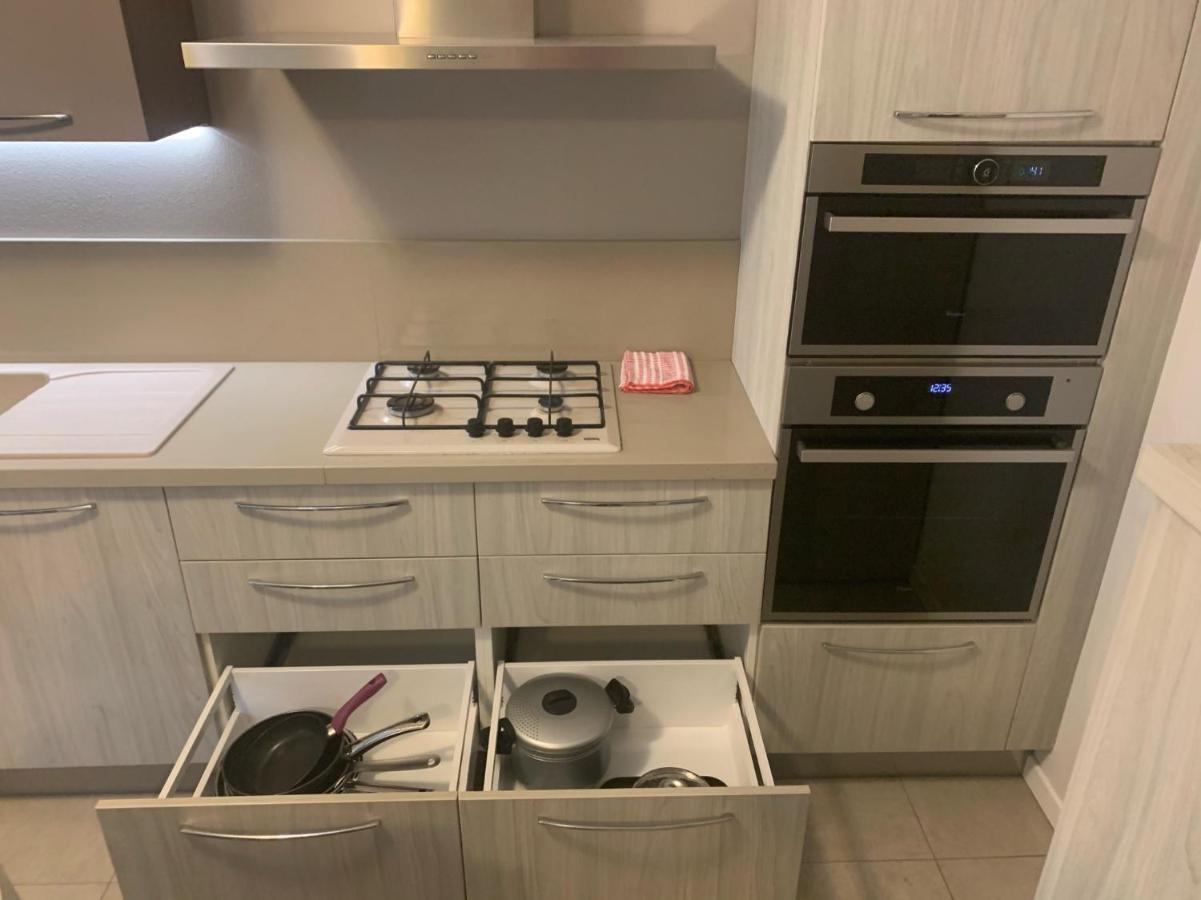 Le Noir Appartment Peschiera del Garda Eksteriør bilde