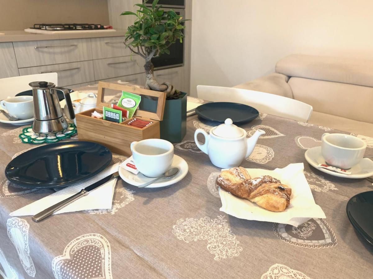 Le Noir Appartment Peschiera del Garda Eksteriør bilde